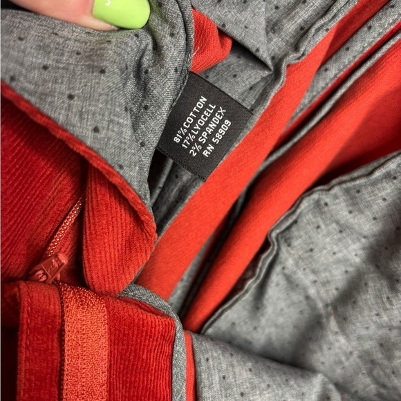 NWT Murano Ancient Renaissance Collection Lucas Pleated Corduroy Red 32x32 - Picture 9 of 13